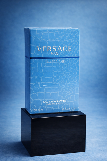 Versace Man Eau Fraîche – Eau de Toilette (3.4 oz / 100 ml)