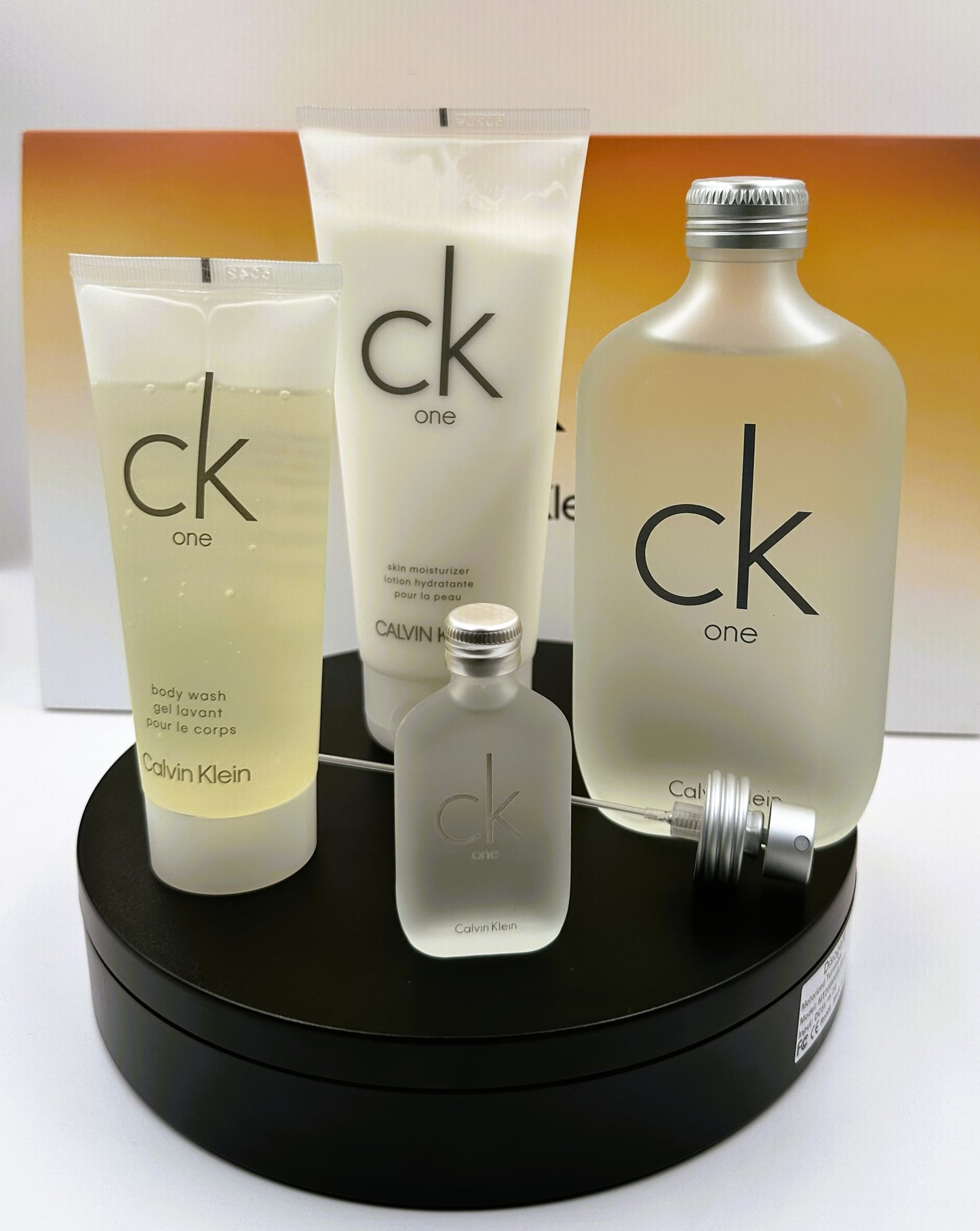Calvin Klein – CK One Gift Set (Unisex)