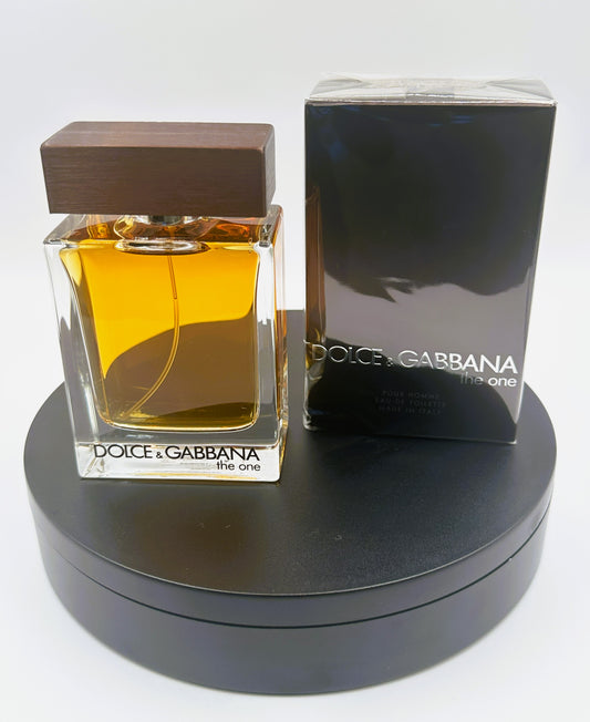 The One  by Dolce & Gabbana  – Eau de Toilette (3.3 oz / 100 ml)