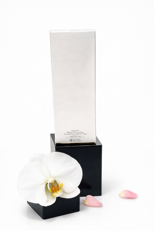 J’adore by Dior – Eau de Parfum (3.4 oz / 100 ml)