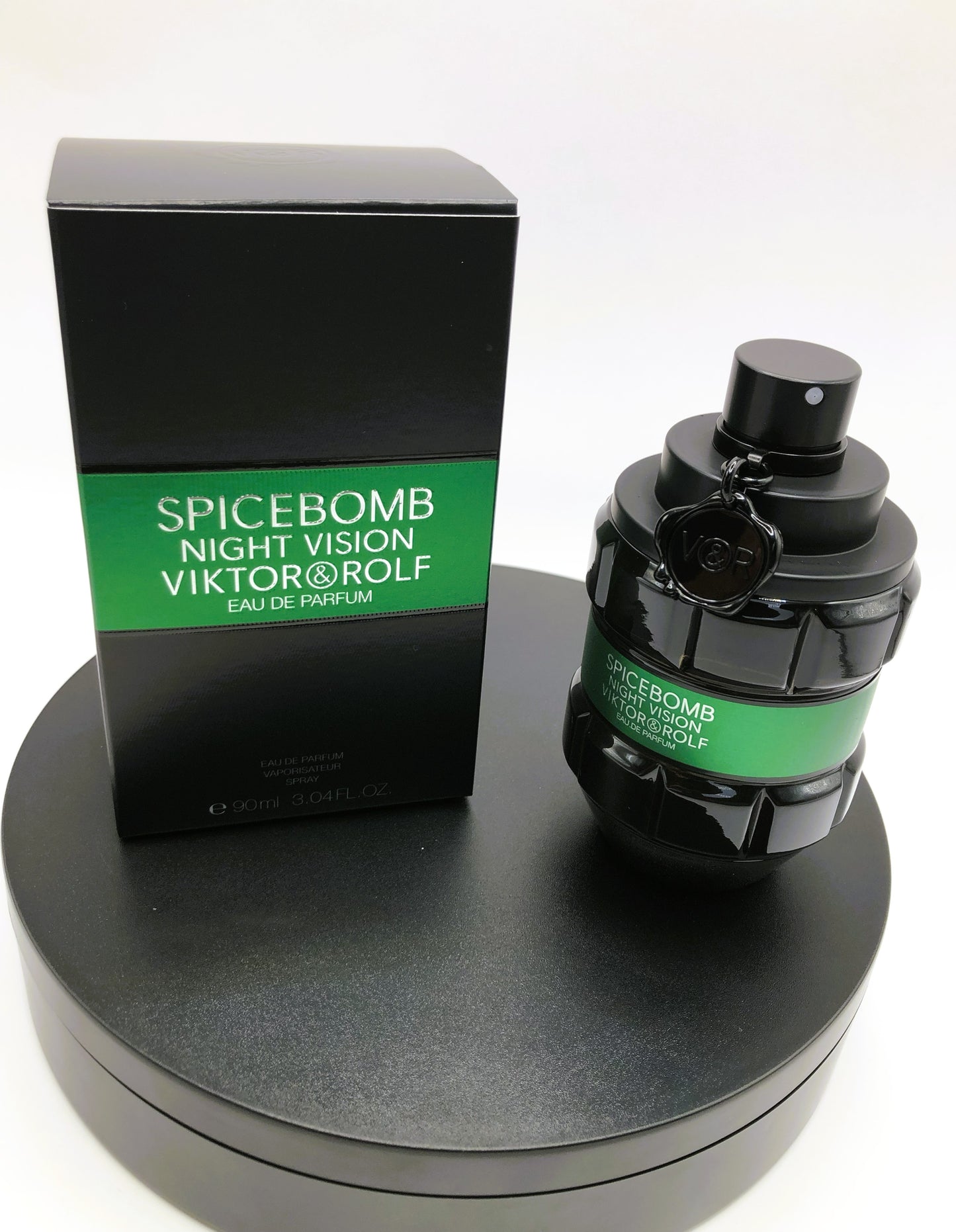 Spicebomb Night Vision by Viktor & Rolf – Eau de Parfum (3.04 oz / 90 ml)