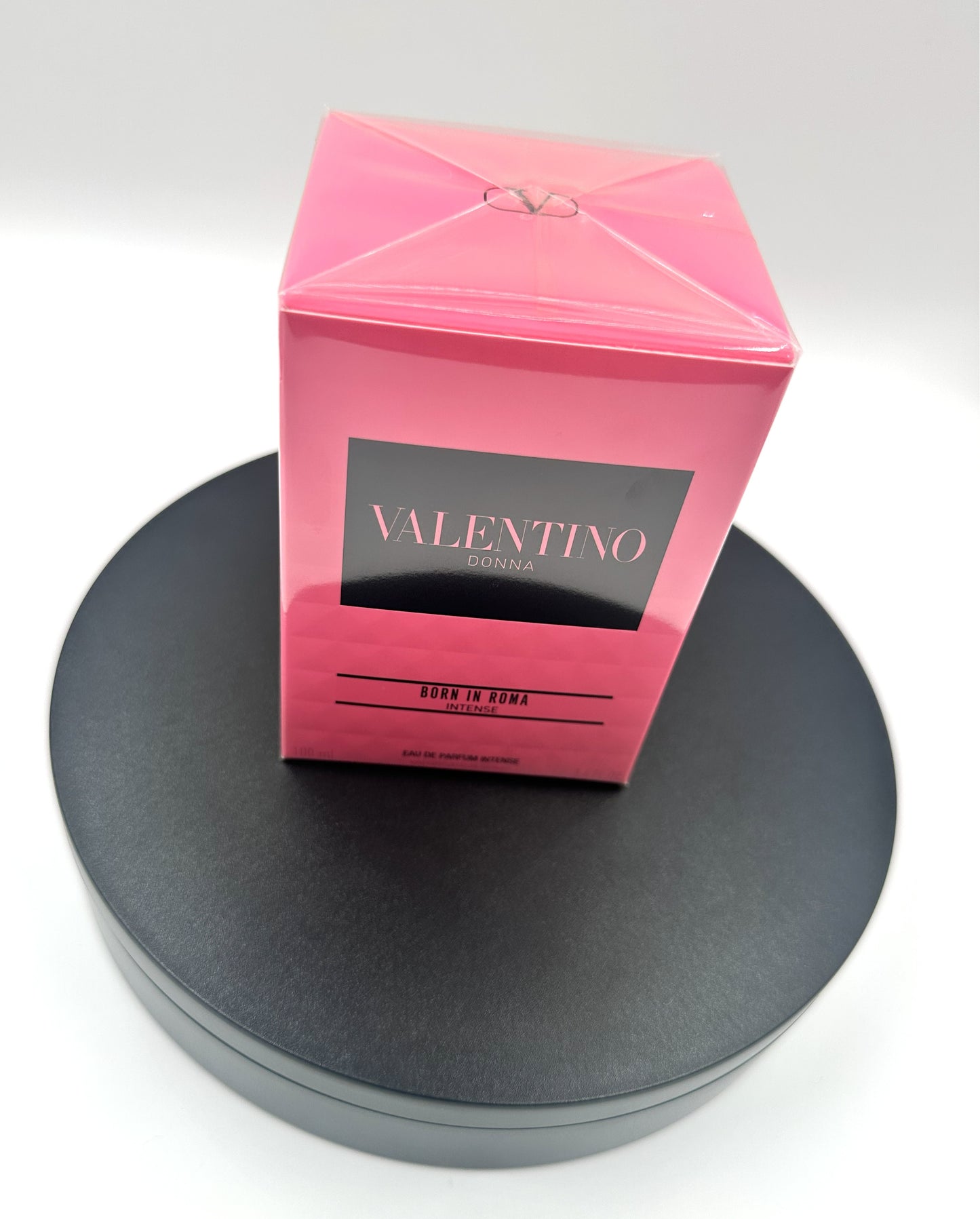 Valentino Donna Born In Roma Intense — Eau de Parfum  Eau de Parfum · 3.4 oz / 100 ml