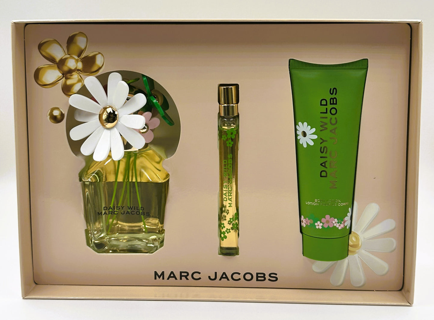 Marc Jacobs Daisy Wild — Gift Set (Women) Eau de Parfum · 3-Piece Set