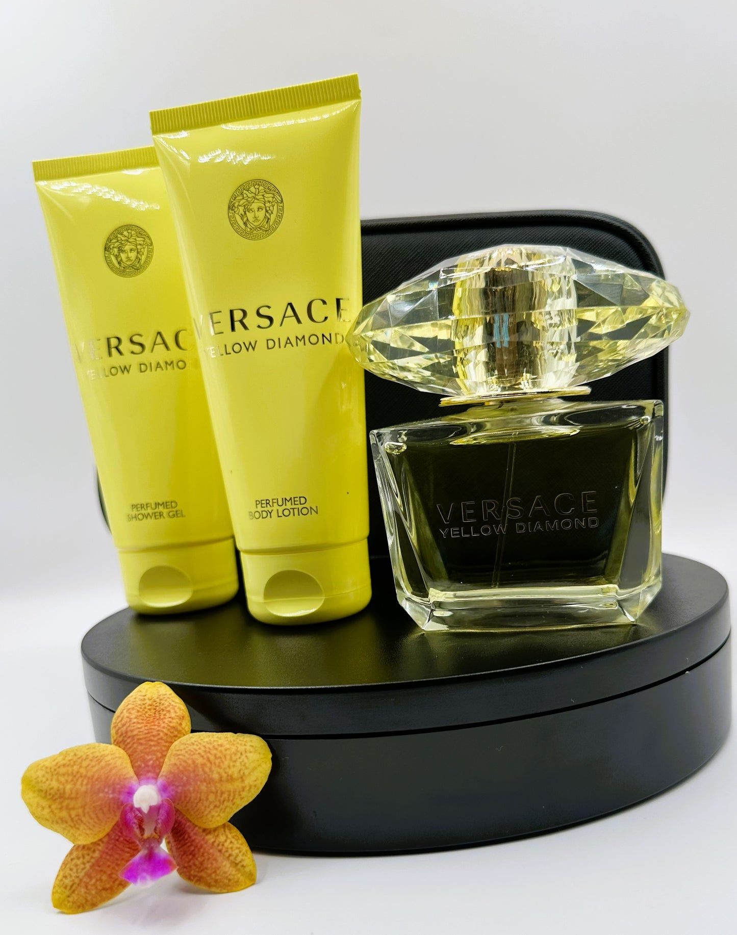 Versace – Yellow Diamond Gift Set (Women)