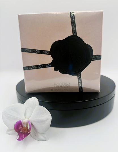 Flowerbomb — Viktor &amp; Rolf  Eau de Parfum · 3.4 oz / 100 ml
