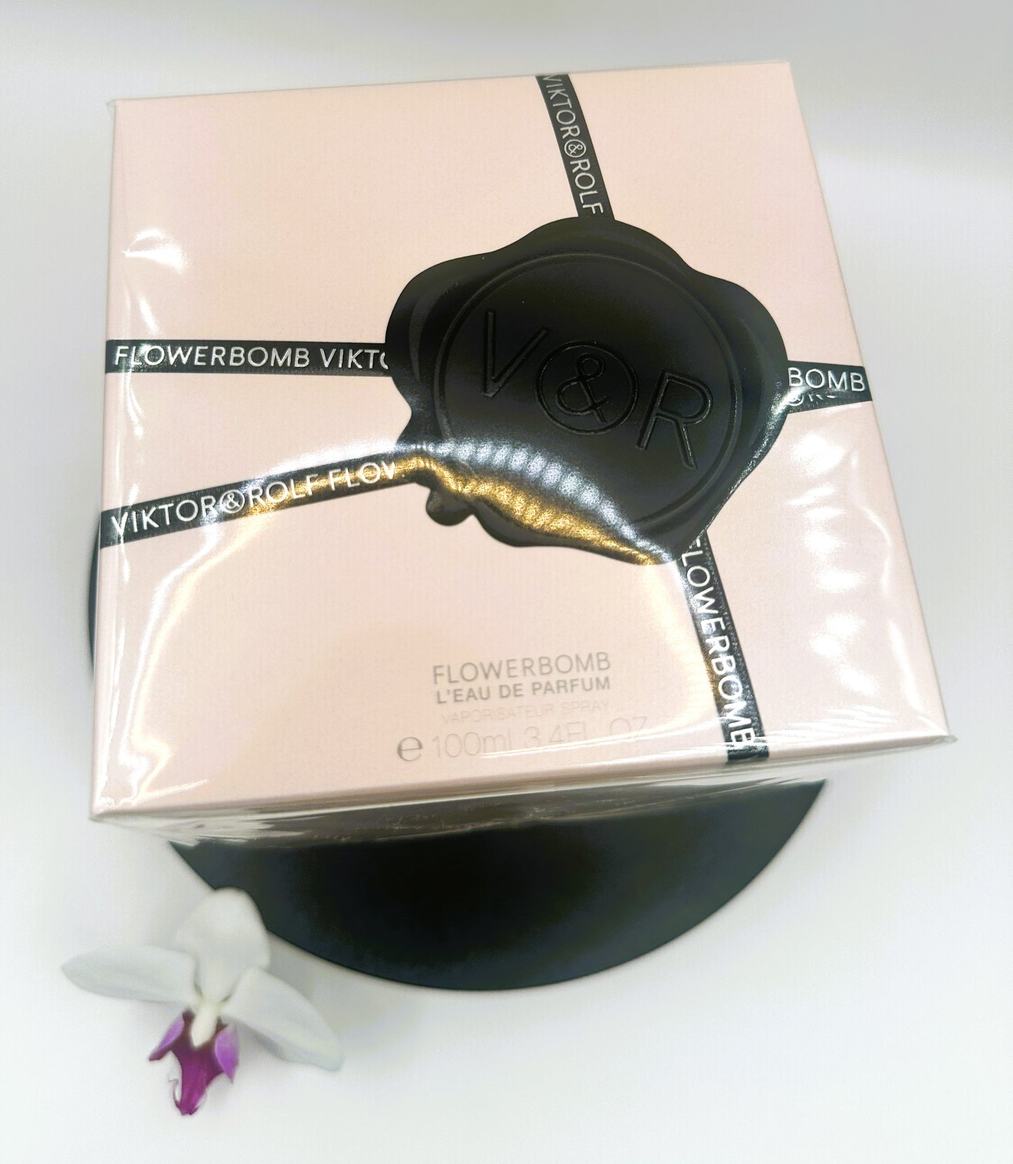 Flowerbomb — Viktor &amp; Rolf  Eau de Parfum · 3.4 oz / 100 ml