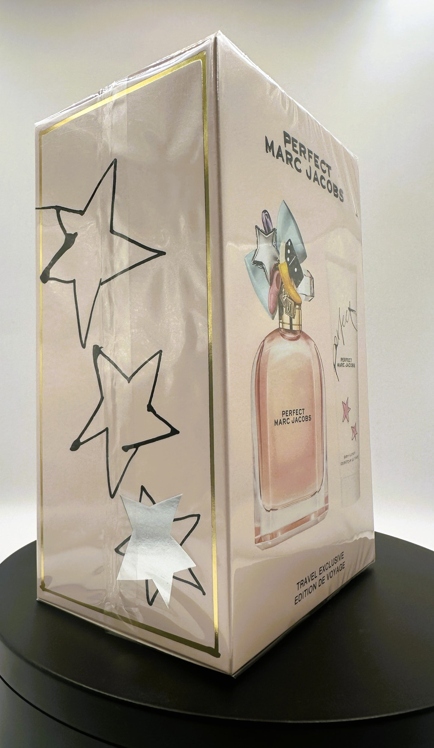 Marc Jacobs Perfect Travel Exclusive Edition De Voyage Coffret – Eau de Parfum Set (2 pcs)